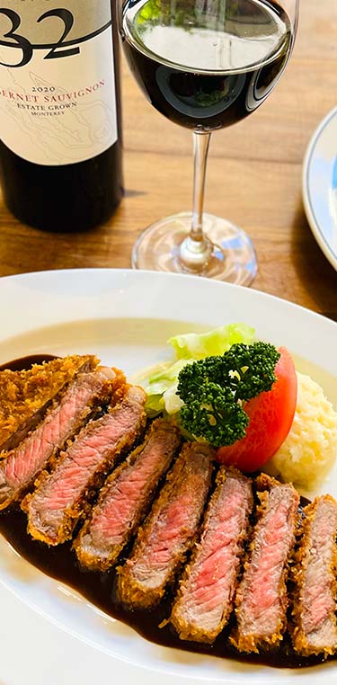 ビーフカツレツとグリルチキン